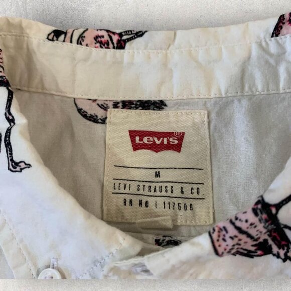 Levi’s Button Down Flamingo Shirt Men’s Size Medium Cream Color Red Tab Cotton - Picture 2 of 5